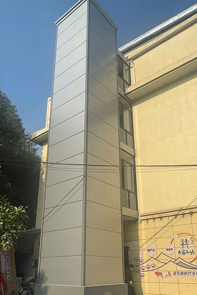 江山市碗窑乡凤凰村共富大楼加装电梯项目验收完成